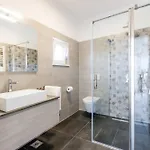 Villa Moderna Near For 8 People With 32 M2 Private Pool Pula